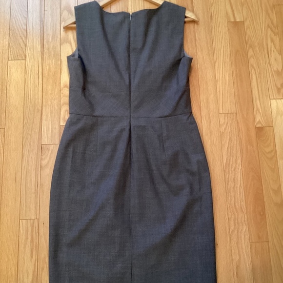 Banana Republic Wool Dress, Sleeveless, size 10 petite - Picture 4 of 9